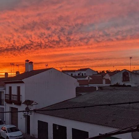 Apartamento Cómodo piso en Cardeña  Exterior foto