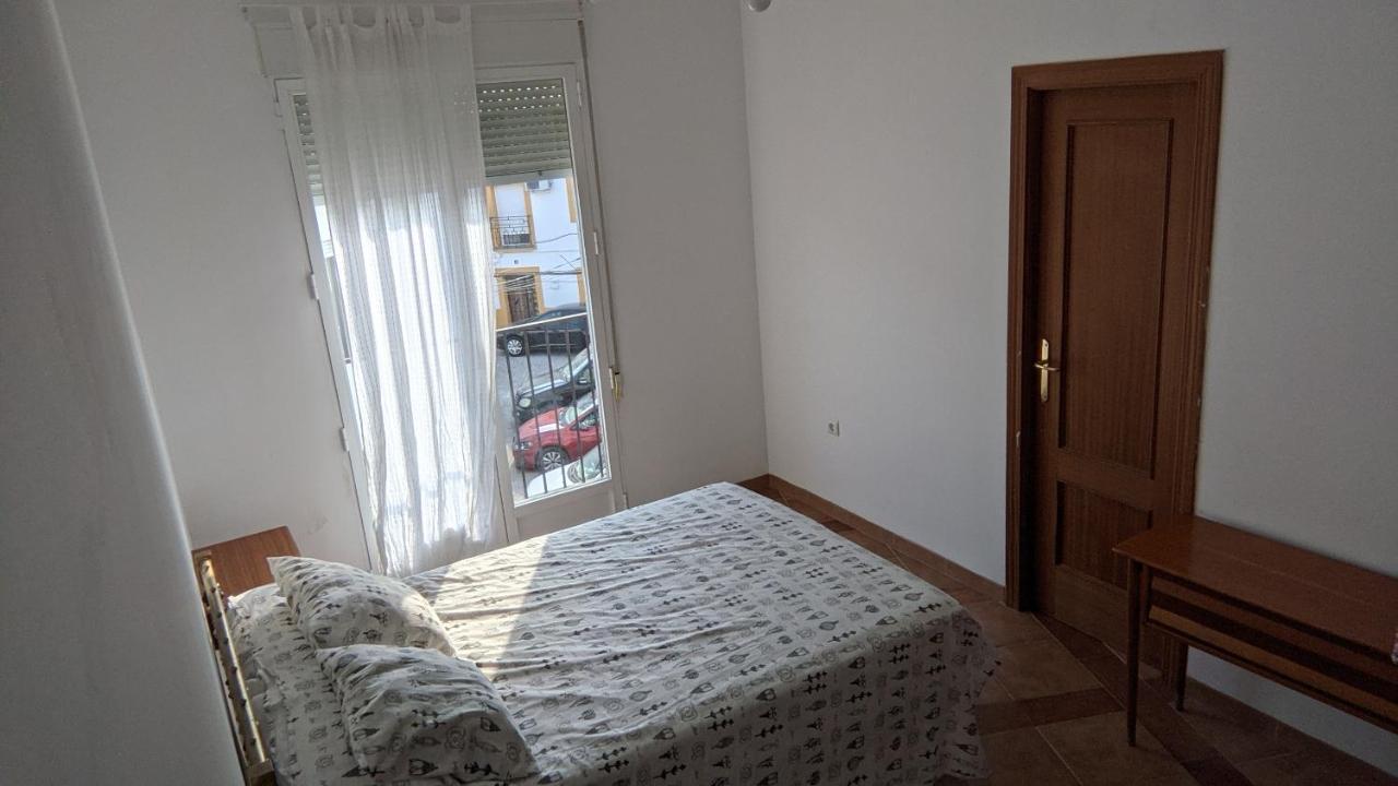 Apartamento Cómodo piso en Cardeña  Exterior foto